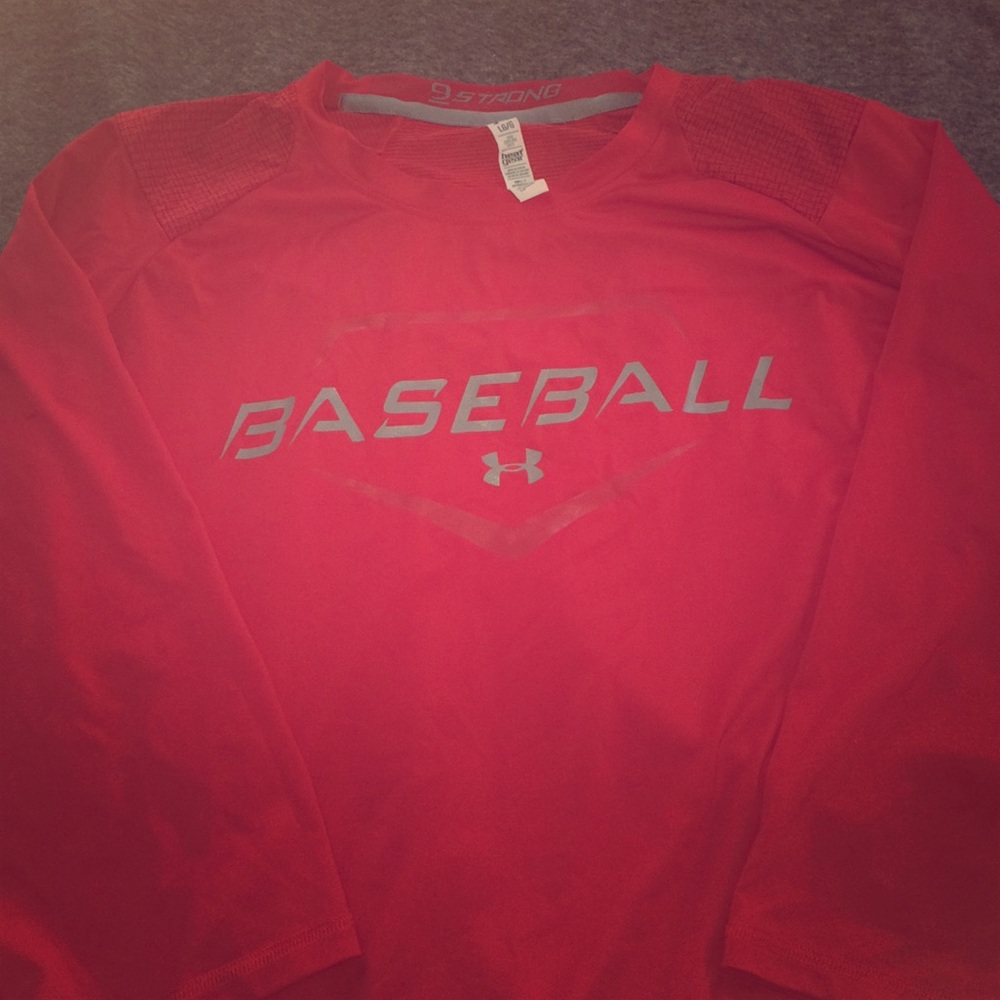 Under Armour Baseball half sleeve shirt